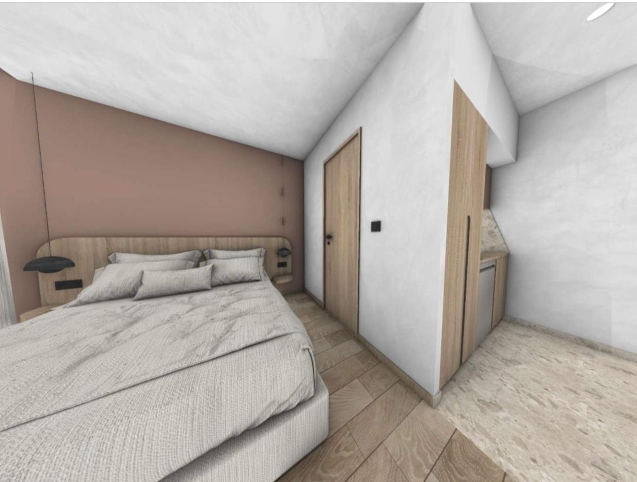 Roula Kotsonis Superior A Apartment